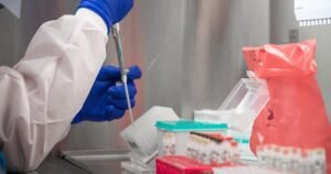 Feds prepare for bird flu jump to people with vaccines, tests