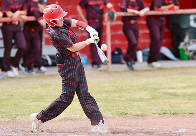 Beavers bit by late rally, continue search for first win of the season