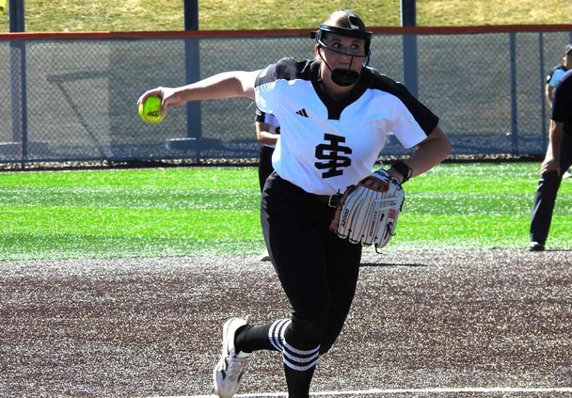 Bengals split double-dip with Oregon State; Groves drives in 5