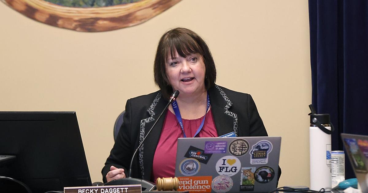 Flagstaff to host first city council primary in 12 years; mayorâs race uncontested as Barotz again drops bid