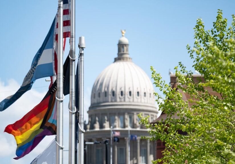 Idaho House approves letting AG seek to bar local officials from office for violating state law