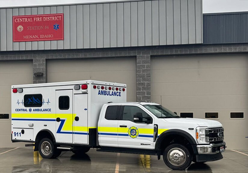 Jefferson County man injured after rollover crash