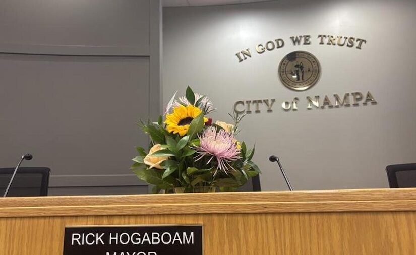 Nampa City Council holds emergency meeting to plan next steps after mayorâs death