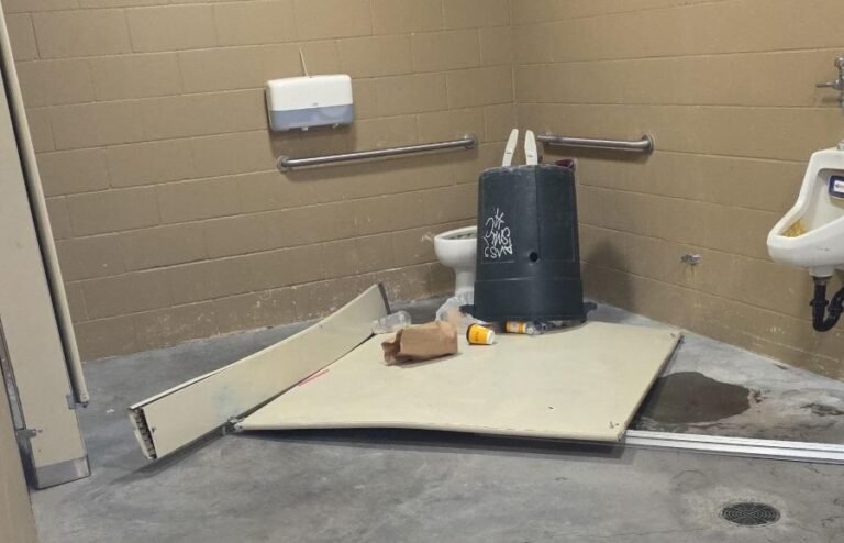Vandalism forces closure of restroom at Jensen Grove