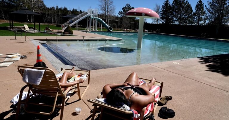 March in Flagstaff predictably finishes as hottest in history, among the driest as snow season falls well behind