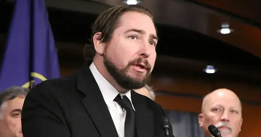 Warm welcome for Russian lawmakers draws bipartisan backlash for Arizona Rep. Eli Crane