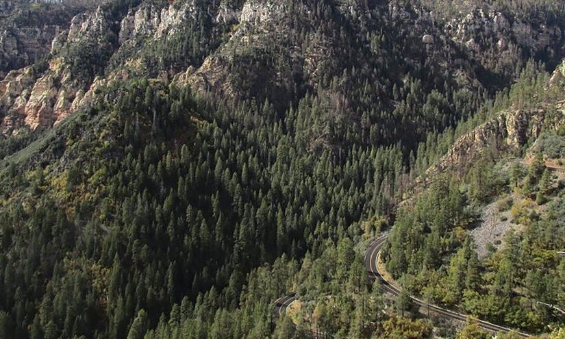 ADOT announces updated work schedule for State Route 89A guardrail replacement