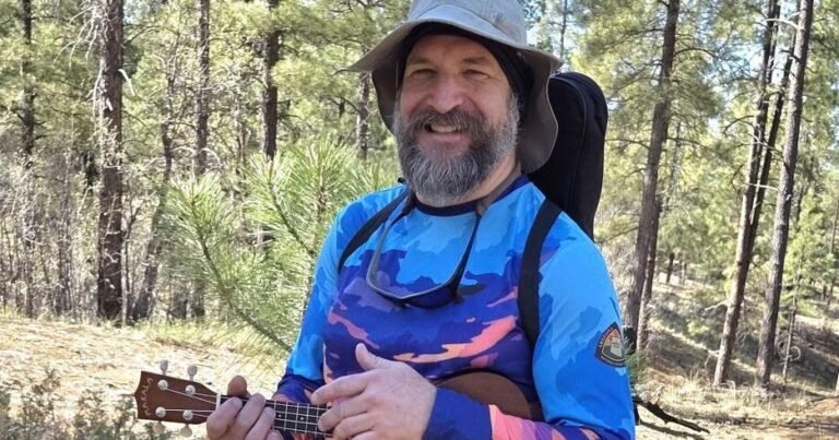 High Country Running: The Cocodona 250 'Golden Hour' ukulele player