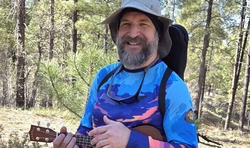 High Country Running: The Cocodona 250 'Golden Hour' ukulele player