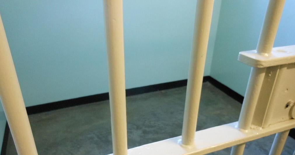 Tuba City woman dies in state prison