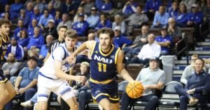 NAU ROUNDUP: Men's basketball to play at Kentucky in November