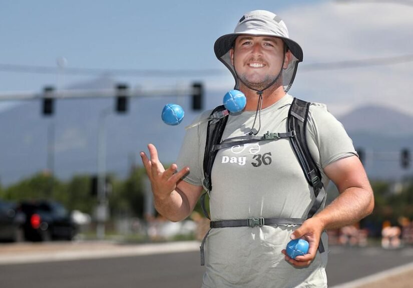 Man attempts to be first to juggle across the U.S.
