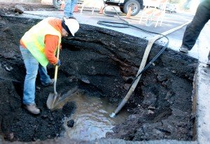 Line break leaves homes without water